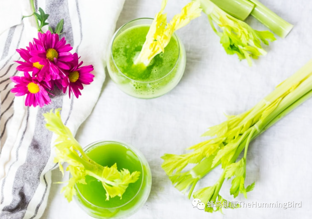 西芹汁如何帮助疗愈小肠细菌过度生长、肠痉挛和念珠菌 How Celery Juice Helps Heal SIBO