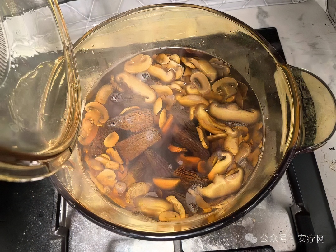 【安友食谱】菌菇鲜汤酸辣粉-图片2